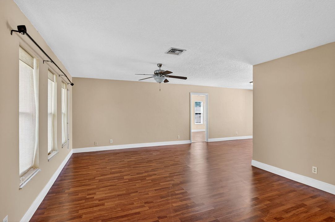 На продажу: $749,000 (3 спален, 2 ванн, 1837 Квадратных фут)