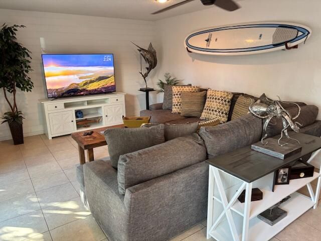 For Rent: $8,500 (2 beds, 2 baths, 1708 Square Feet)