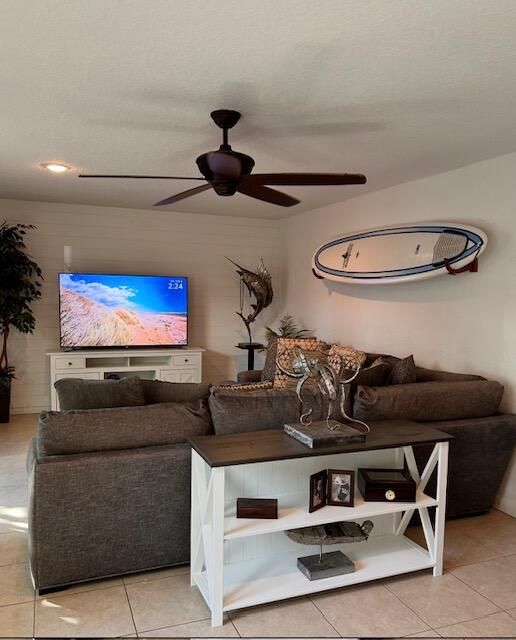 For Rent: $8,500 (2 beds, 2 baths, 1708 Square Feet)