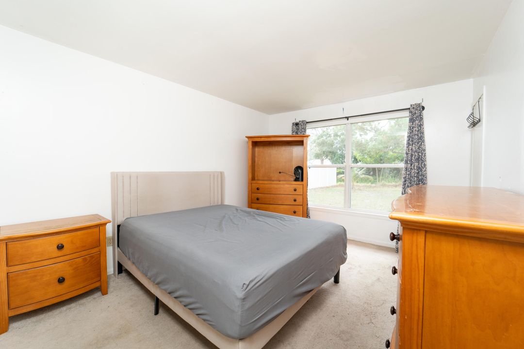 For Sale: $320,000 (3 beds, 2 baths, 1032 Square Feet)