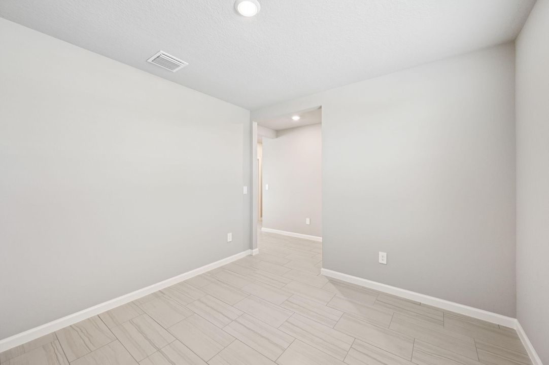 For Sale: $349,990 (3 beds, 2 baths, 1695 Square Feet)