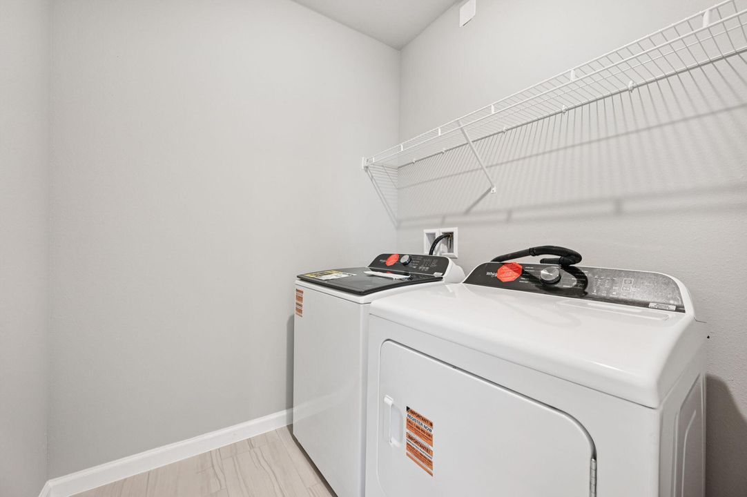 For Sale: $349,990 (3 beds, 2 baths, 1695 Square Feet)