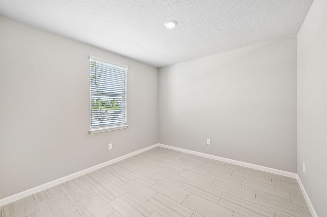 For Sale: $349,990 (3 beds, 2 baths, 1695 Square Feet)