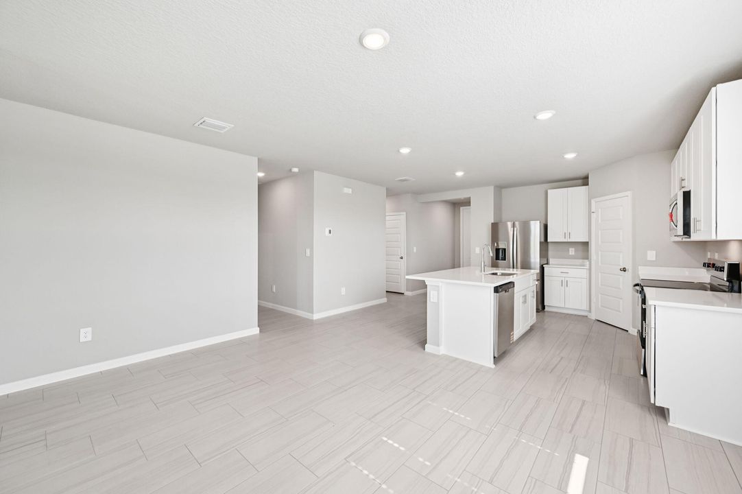 For Sale: $349,990 (3 beds, 2 baths, 1695 Square Feet)