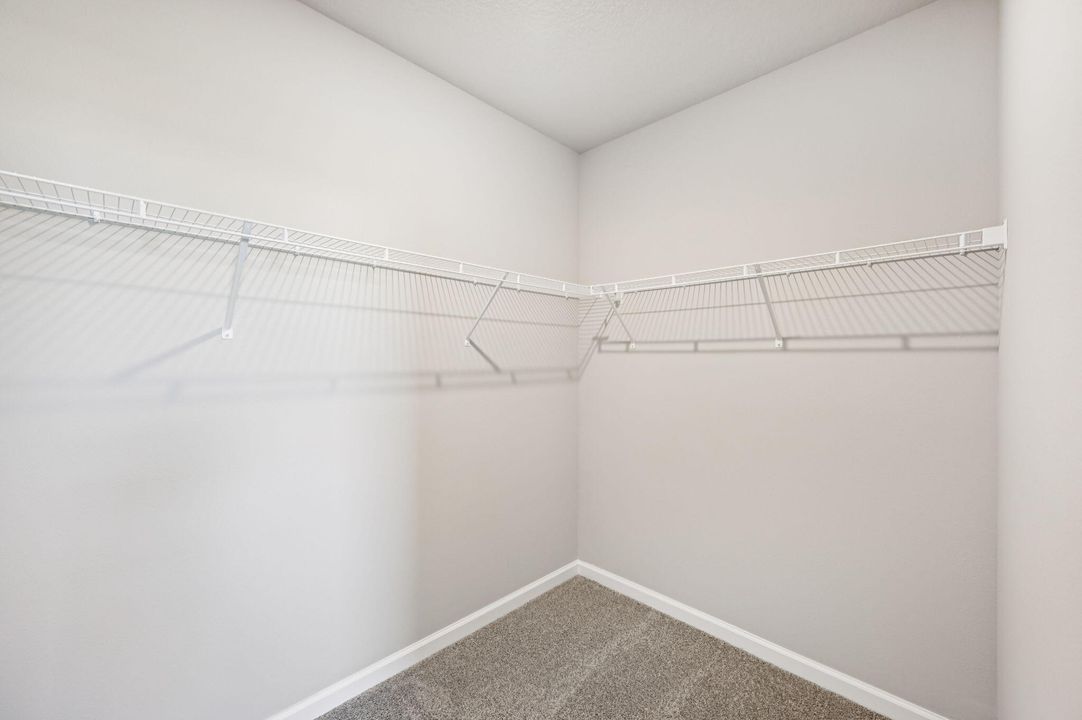 For Sale: $349,990 (3 beds, 2 baths, 1695 Square Feet)