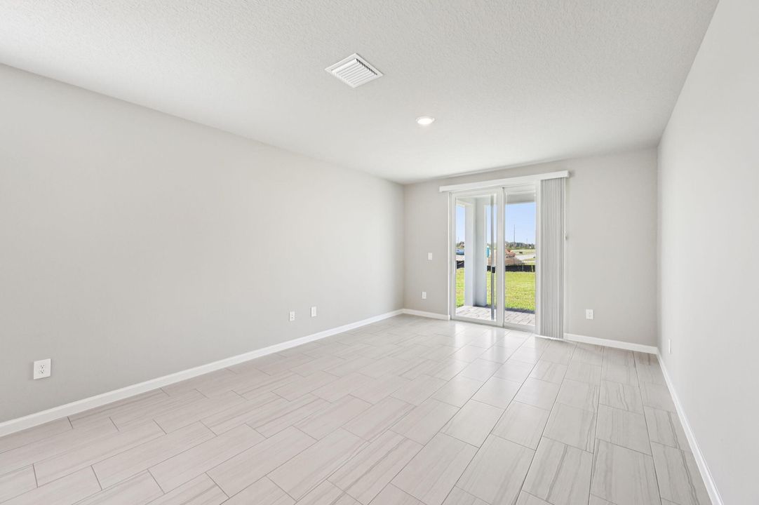 For Sale: $349,990 (3 beds, 2 baths, 1695 Square Feet)