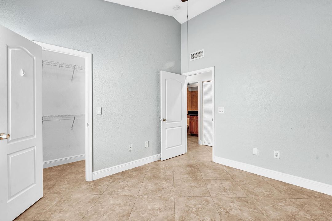 For Sale: $395,000 (3 beds, 2 baths, 1408 Square Feet)