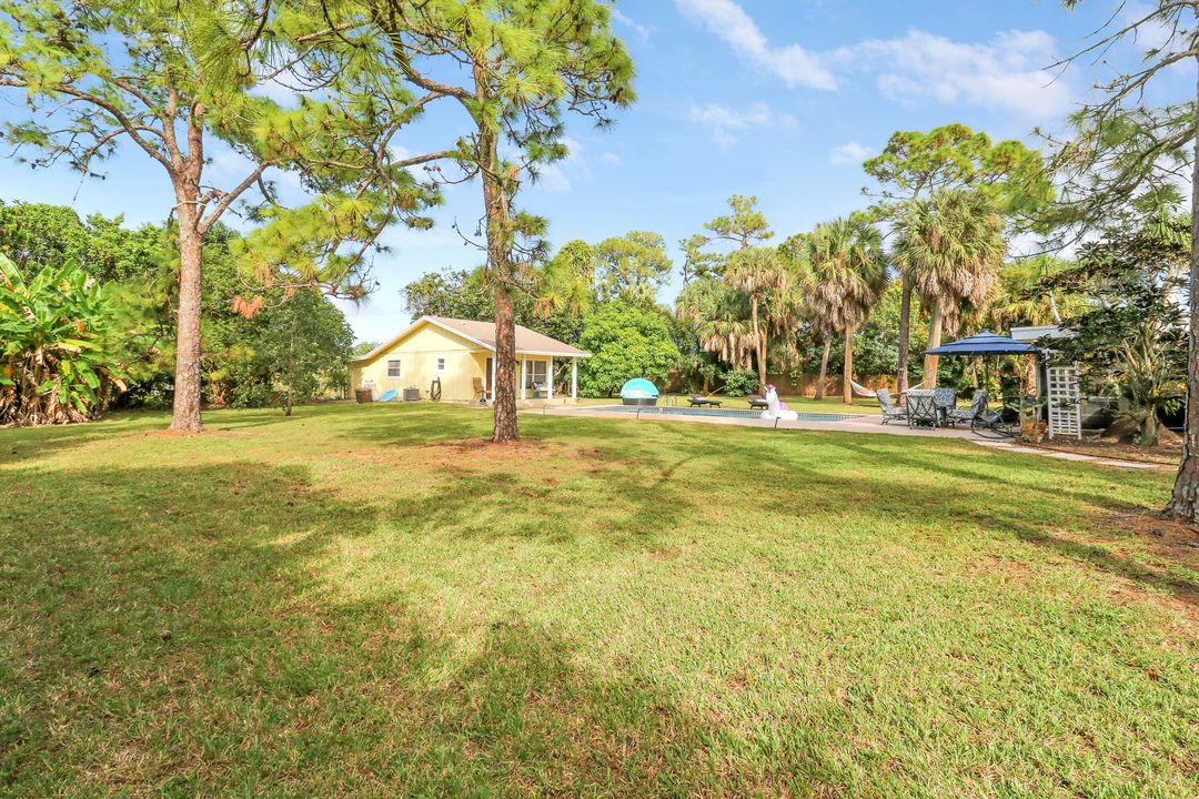 For Sale: $1,250,000 (3 beds, 2 baths, 2432 Square Feet)