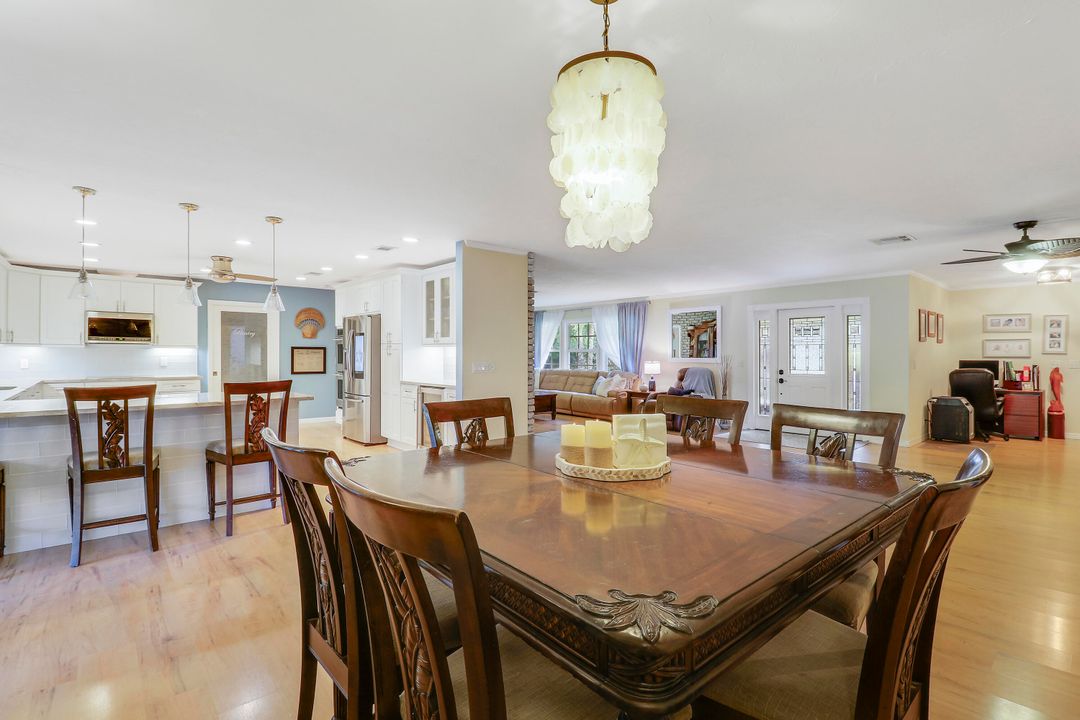 For Sale: $1,250,000 (3 beds, 2 baths, 2432 Square Feet)