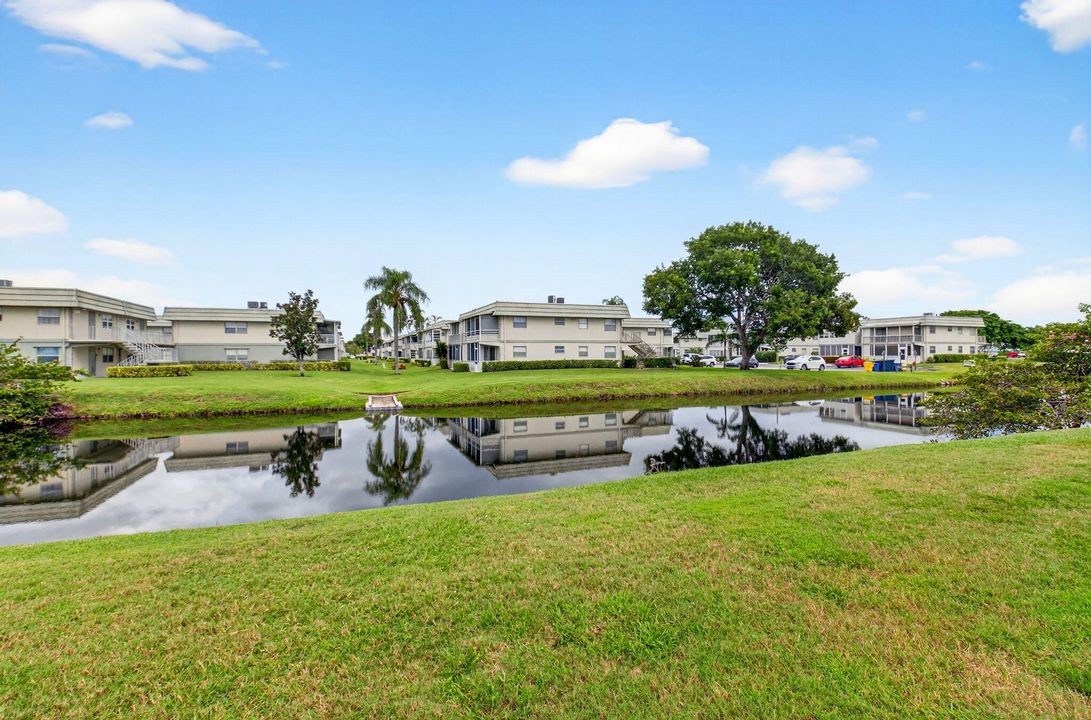 合同活跃: $1,425 (1 贝兹, 1 浴室, 720 平方英尺)