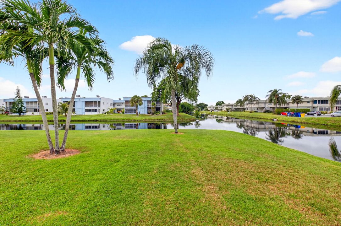 合同活跃: $1,425 (1 贝兹, 1 浴室, 720 平方英尺)