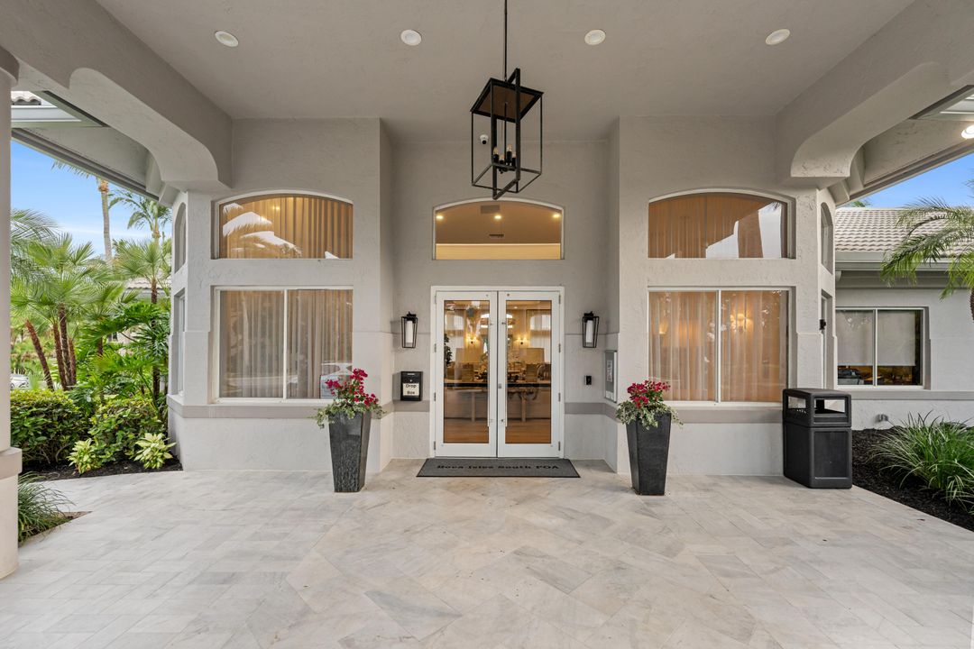 Activo con contrato: $1,099,000 (4 camas, 3 baños, 2805 Pies cuadrados)