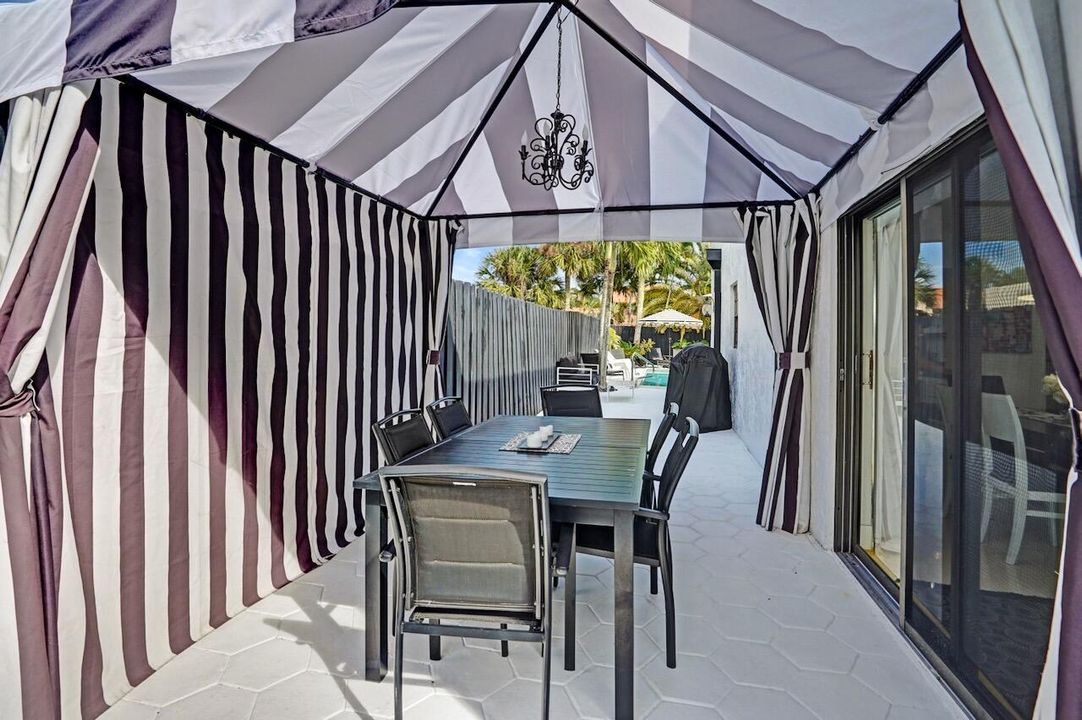 合同活跃: $419,000 (2 贝兹, 2 浴室, 1338 平方英尺)