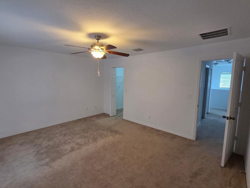 For Sale: $309,000 (3 beds, 2 baths, 1705 Square Feet)