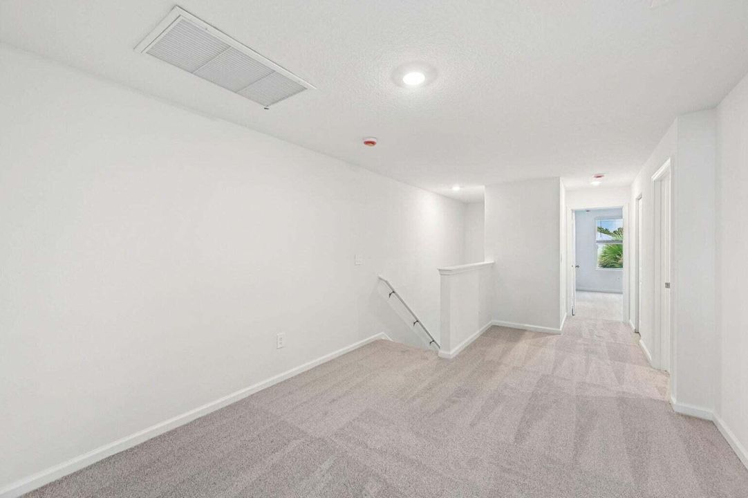 En Renta: $2,450 (3 camas, 2 baños, 1808 Pies cuadrados)