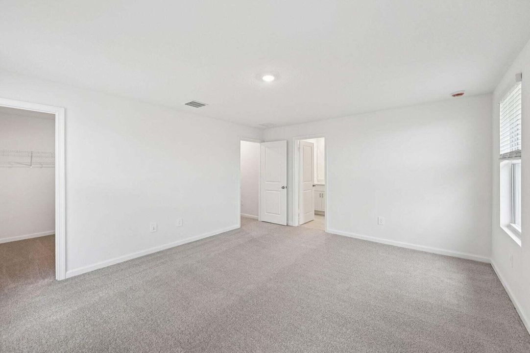 En Renta: $2,450 (3 camas, 2 baños, 1808 Pies cuadrados)