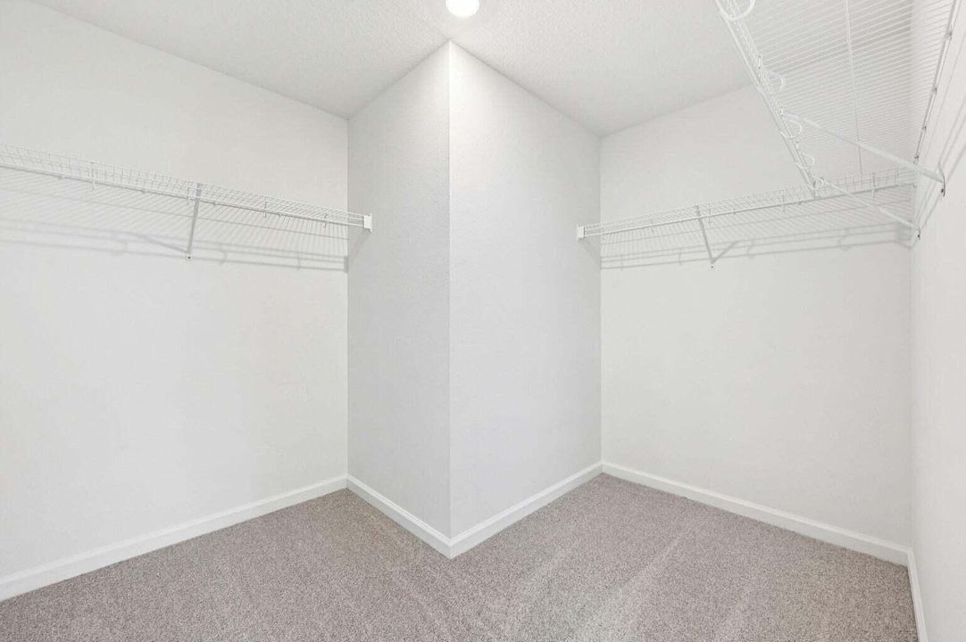 En Renta: $2,450 (3 camas, 2 baños, 1808 Pies cuadrados)