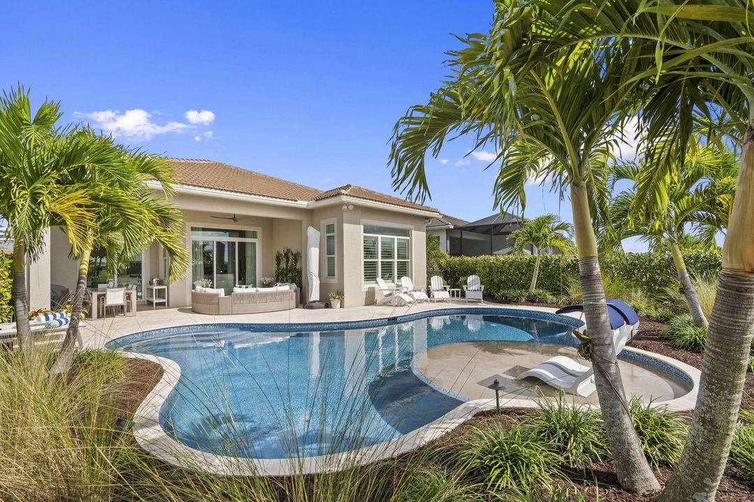 На продажу: $799,900 (3 спален, 3 ванн, 2120 Квадратных фут)