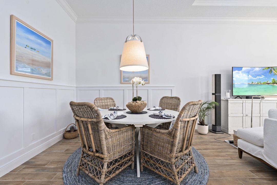 На продажу: $799,900 (3 спален, 3 ванн, 2120 Квадратных фут)