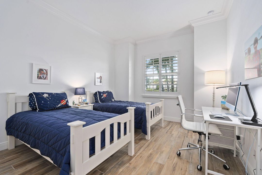 На продажу: $799,900 (3 спален, 3 ванн, 2120 Квадратных фут)