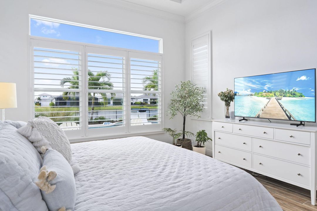 На продажу: $799,900 (3 спален, 3 ванн, 2120 Квадратных фут)