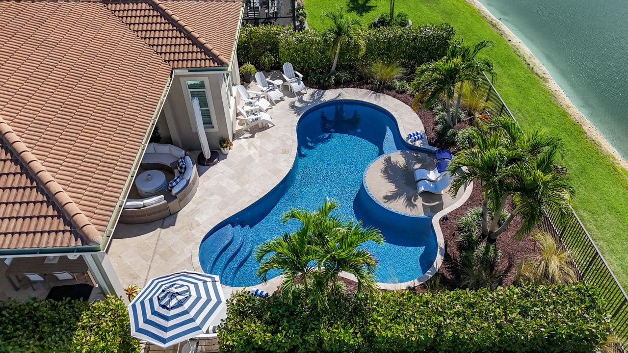 На продажу: $799,900 (3 спален, 3 ванн, 2120 Квадратных фут)