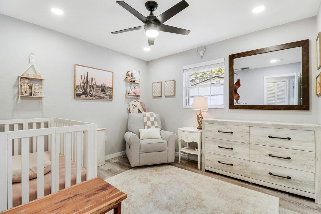 Active With Contract: $250,000 (3 beds, 1 baths, 1040 Square Feet)