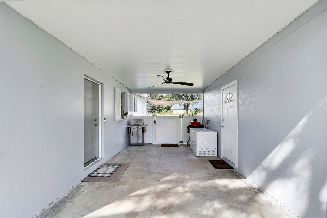 Active With Contract: $250,000 (3 beds, 1 baths, 1040 Square Feet)