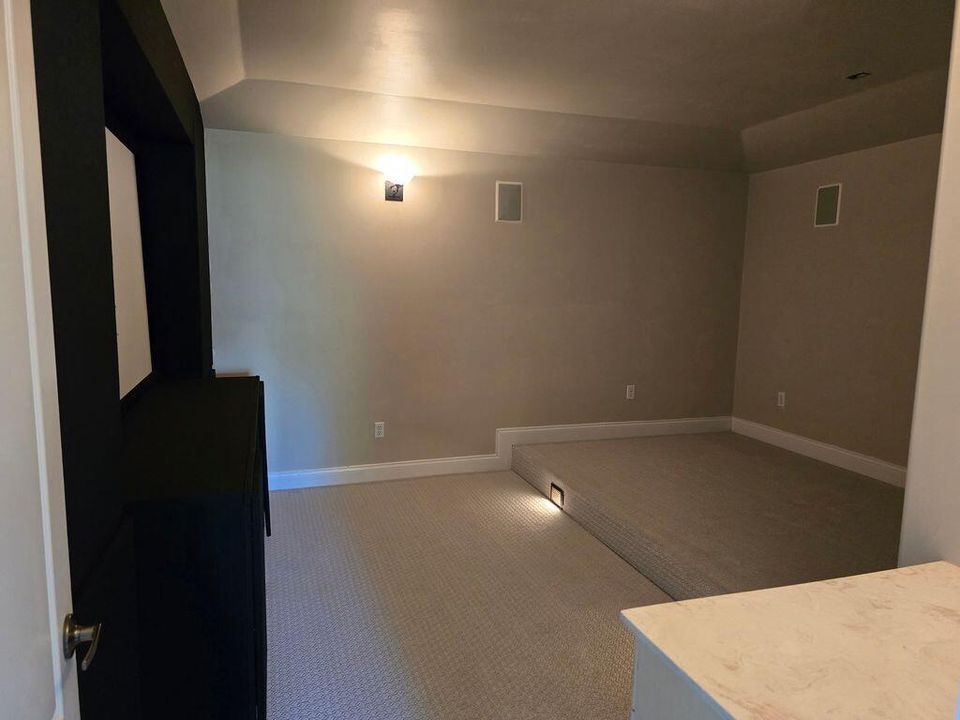 待售: $1,585,000 (5 贝兹, 6 浴室, 4909 平方英尺)