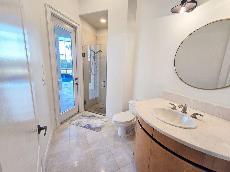 待售: $1,585,000 (5 贝兹, 6 浴室, 4909 平方英尺)