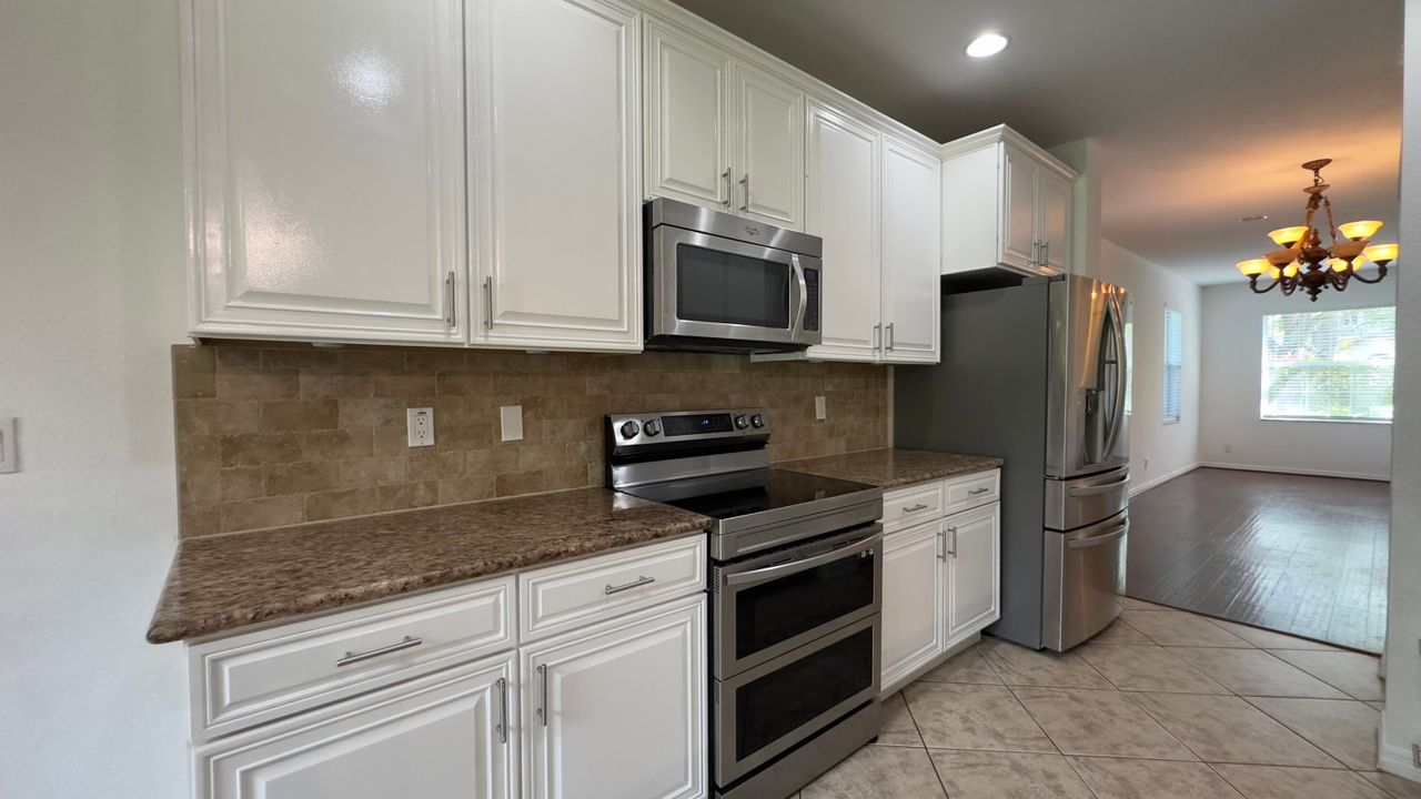 En Renta: $4,895 (5 camas, 3 baños, 3097 Pies cuadrados)