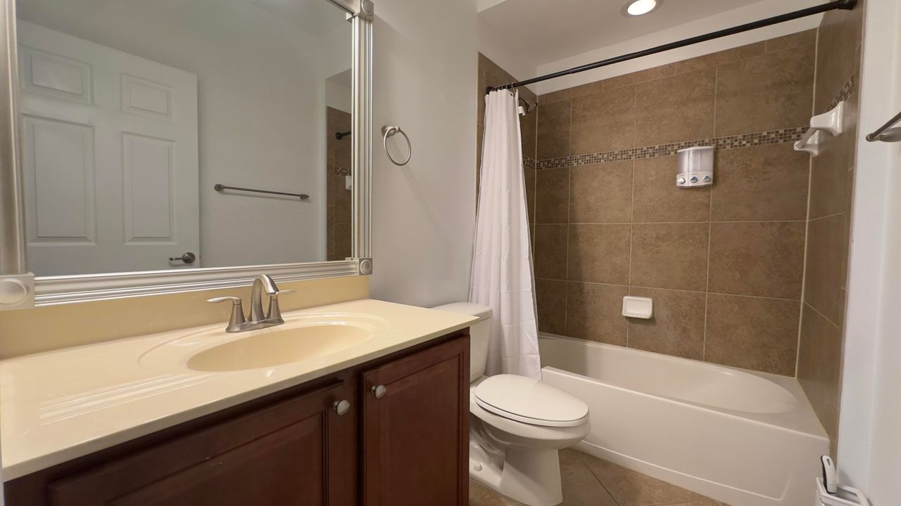 En Renta: $4,895 (5 camas, 3 baños, 3097 Pies cuadrados)