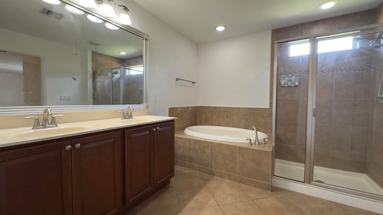 En Renta: $4,895 (5 camas, 3 baños, 3097 Pies cuadrados)