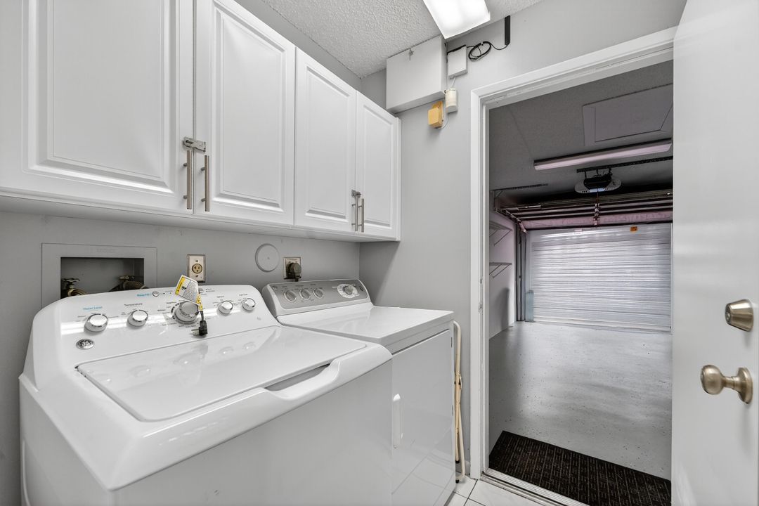 На продажу: $299,000 (2 спален, 2 ванн, 1500 Квадратных фут)