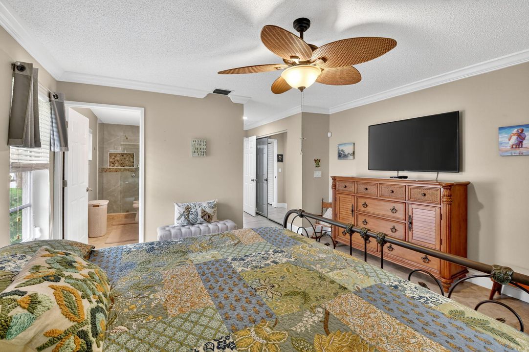 待售: $360,000 (2 贝兹, 2 浴室, 1345 平方英尺)