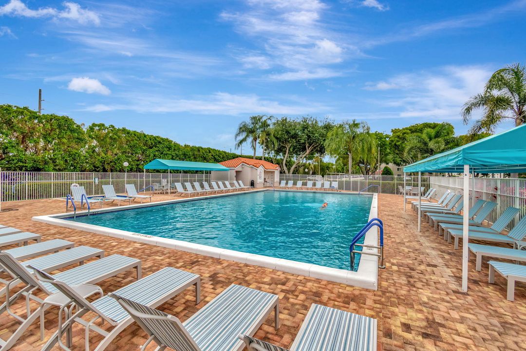 待售: $360,000 (2 贝兹, 2 浴室, 1345 平方英尺)