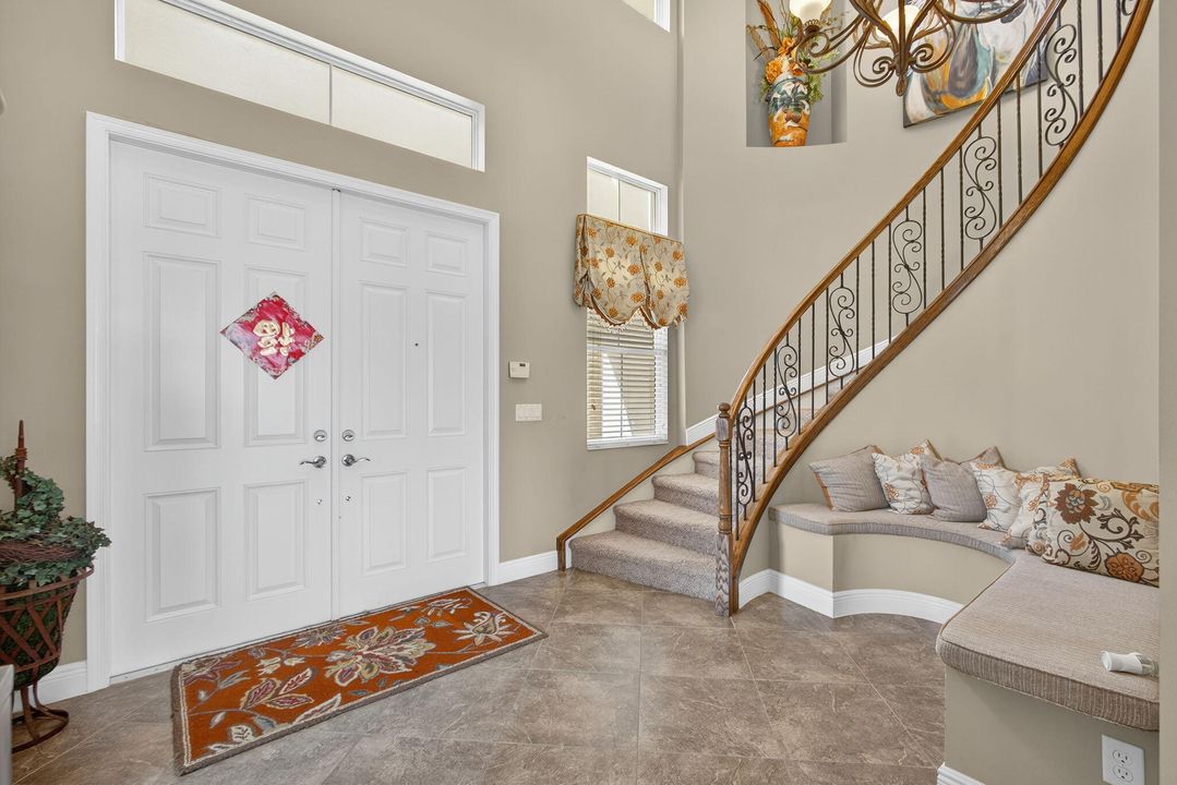 For Sale: $1,125,000 (5 beds, 4 baths, 4039 Square Feet)