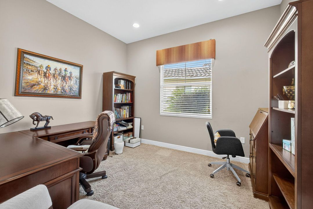 For Sale: $1,125,000 (5 beds, 4 baths, 4039 Square Feet)