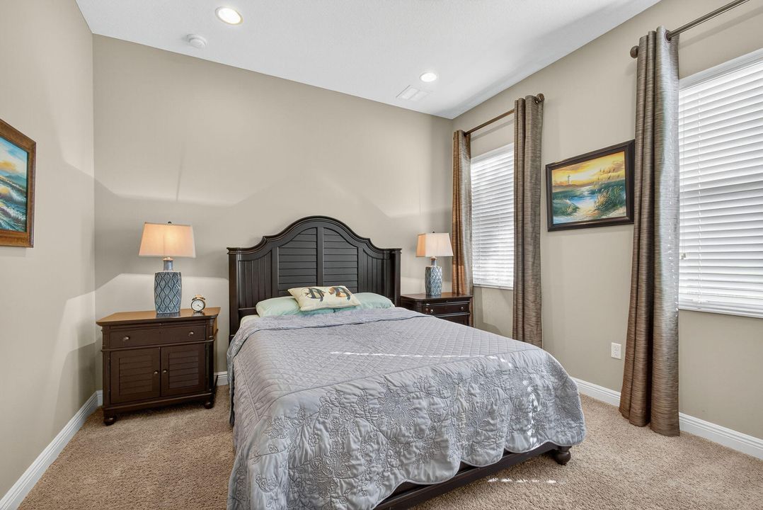 For Sale: $1,125,000 (5 beds, 4 baths, 4039 Square Feet)