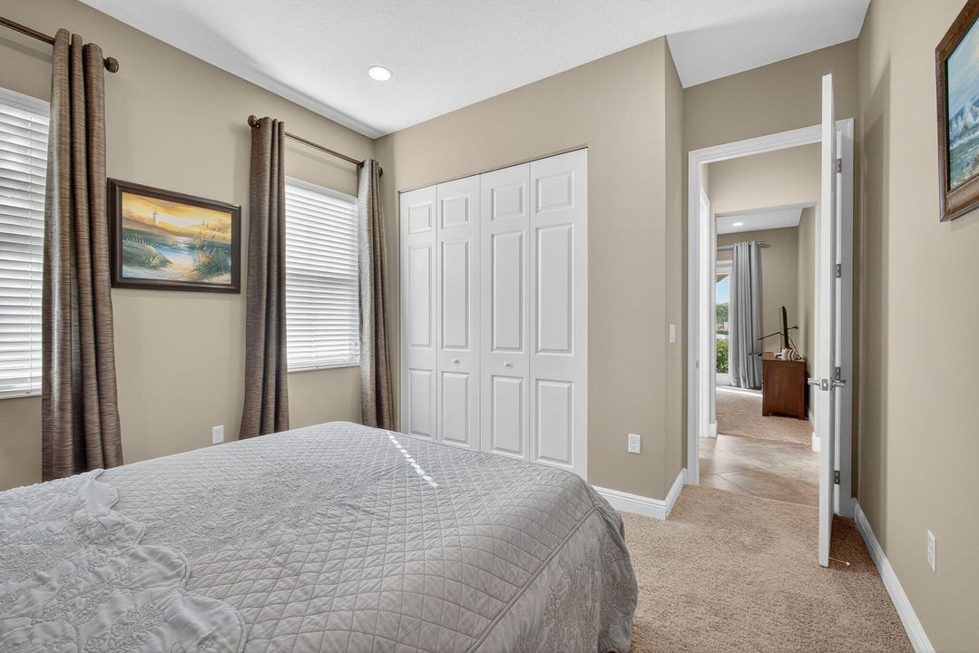 For Sale: $1,125,000 (5 beds, 4 baths, 4039 Square Feet)