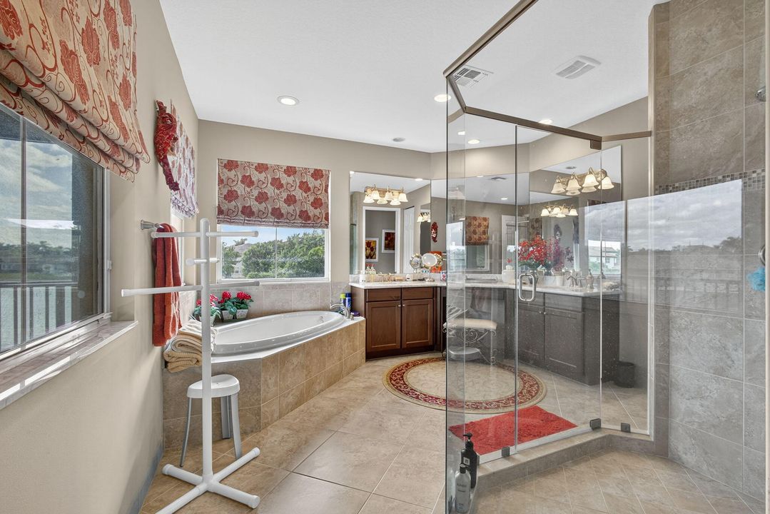 For Sale: $1,125,000 (5 beds, 4 baths, 4039 Square Feet)