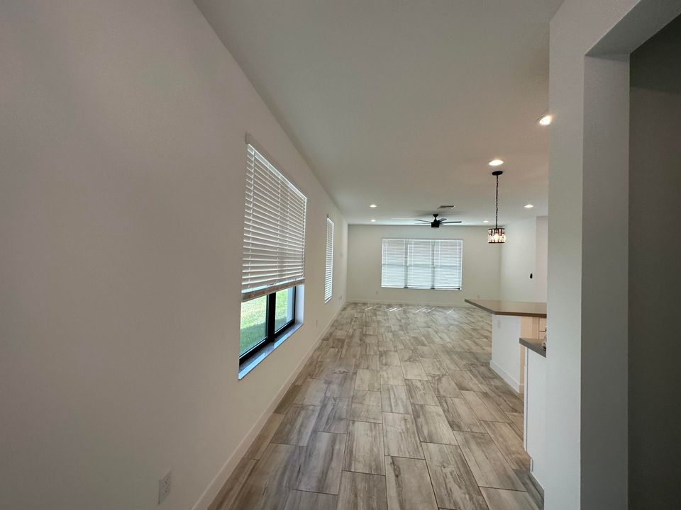 For Sale: $635,800 (3 beds, 2 baths, 2450 Square Feet)