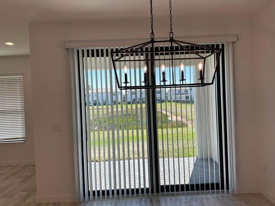 For Sale: $635,800 (3 beds, 2 baths, 2450 Square Feet)