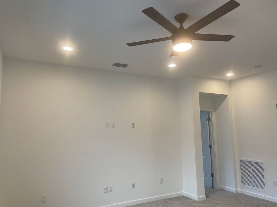 For Sale: $635,800 (3 beds, 2 baths, 2450 Square Feet)