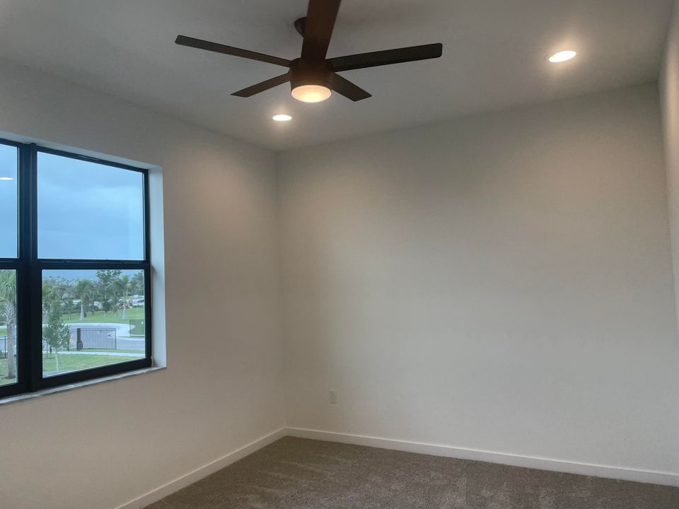 For Sale: $635,800 (3 beds, 2 baths, 2450 Square Feet)