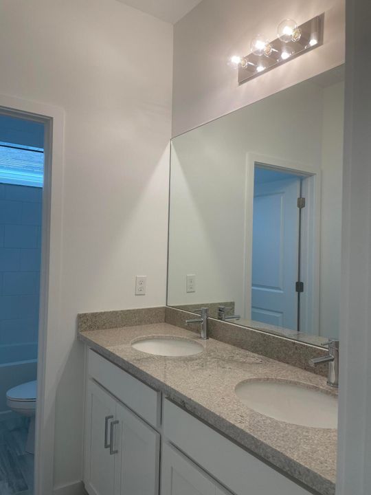 For Sale: $635,800 (3 beds, 2 baths, 2450 Square Feet)