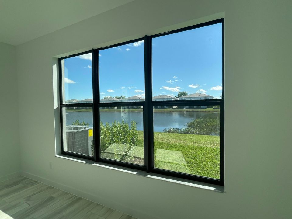 For Sale: $635,800 (3 beds, 2 baths, 2450 Square Feet)