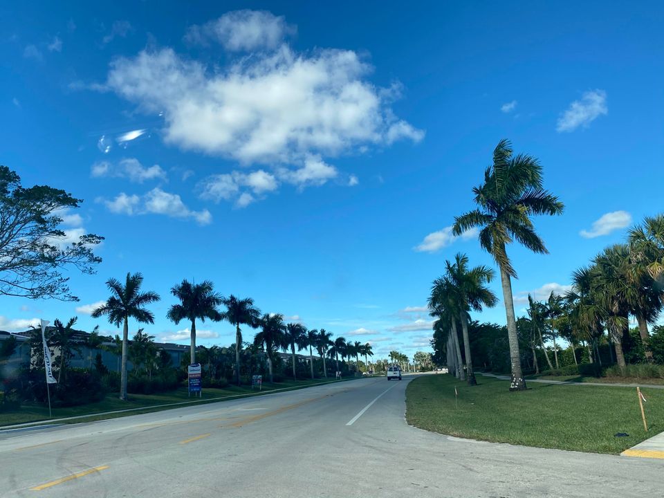 For Sale: $635,800 (3 beds, 2 baths, 2450 Square Feet)