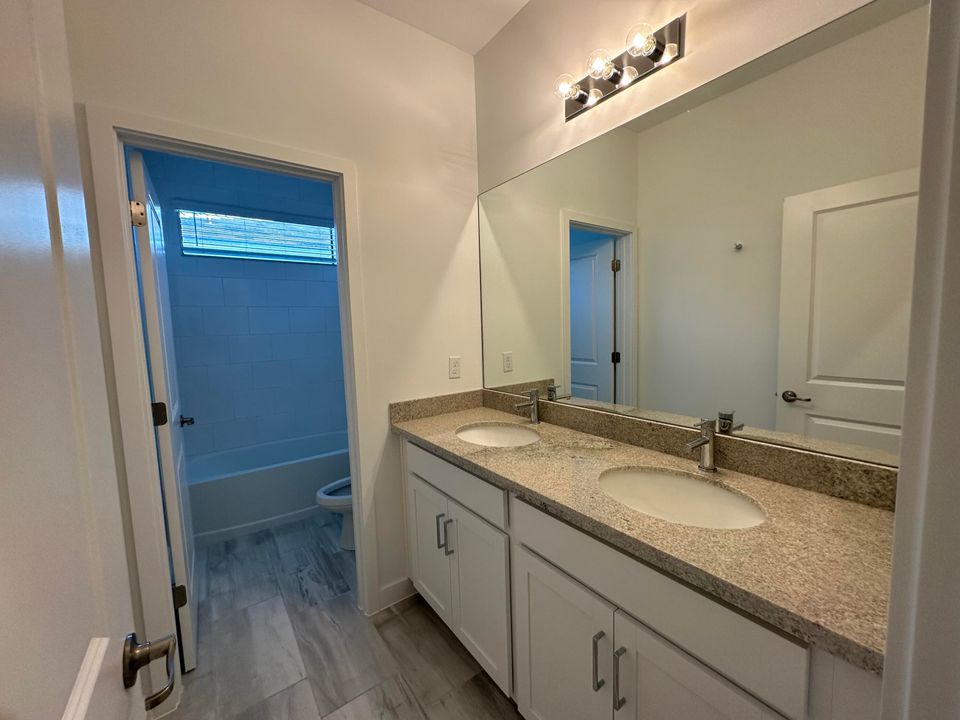 For Sale: $635,800 (3 beds, 2 baths, 2450 Square Feet)