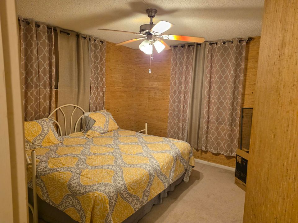 En Venta: $175,000 (2 camas, 2 baños, 1000 Pies cuadrados)